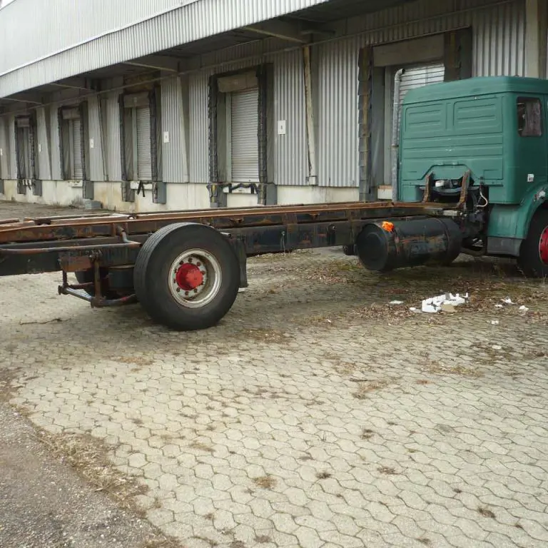 Truck skip loader Mercedes-Benz