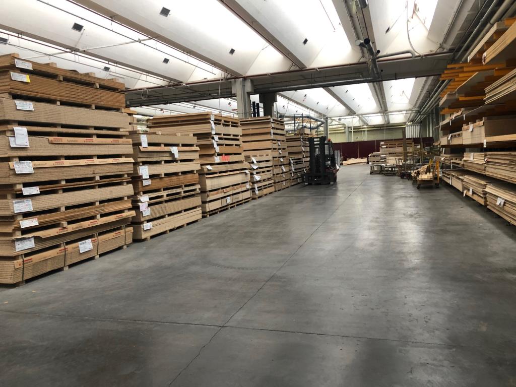 Cozinhas para feiras e exposições e máquina de café-2