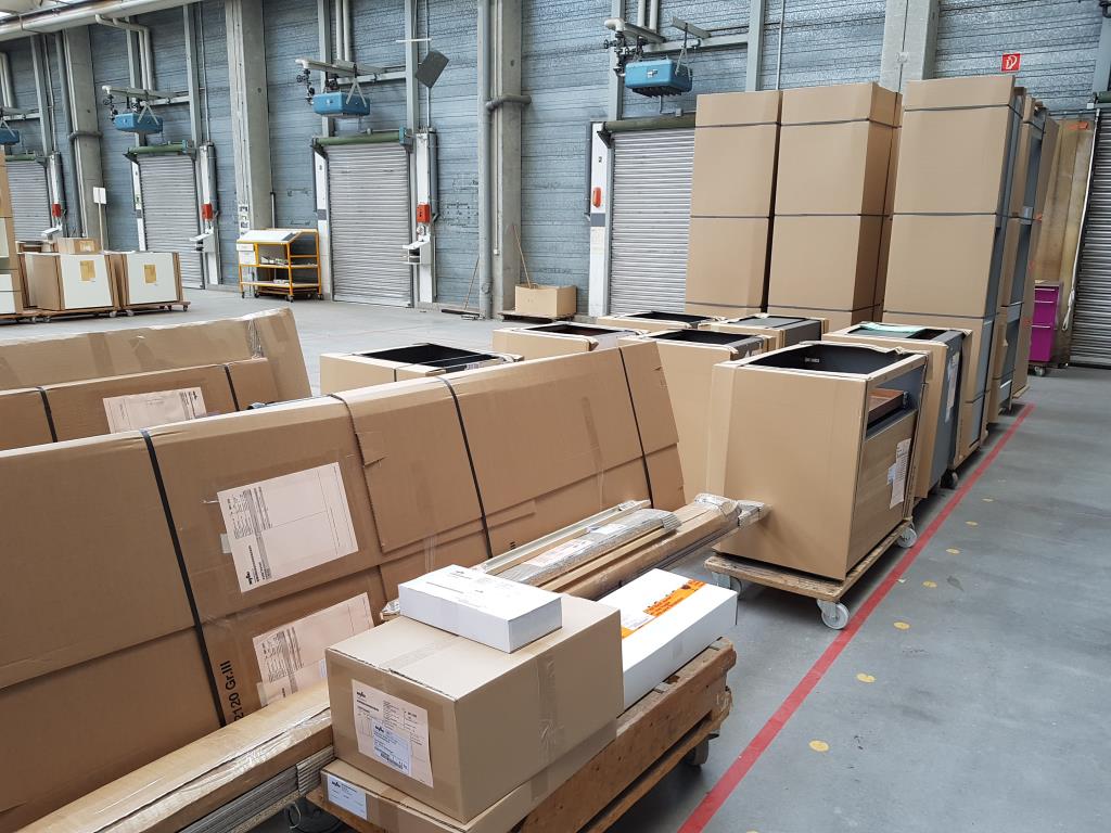 Cozinhas para feiras e exposições e máquina de café-2