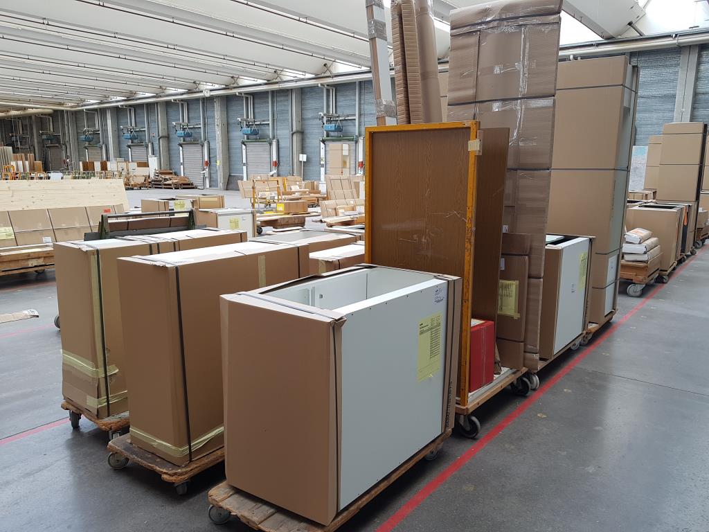 Cozinhas para feiras e exposições e máquina de café-2