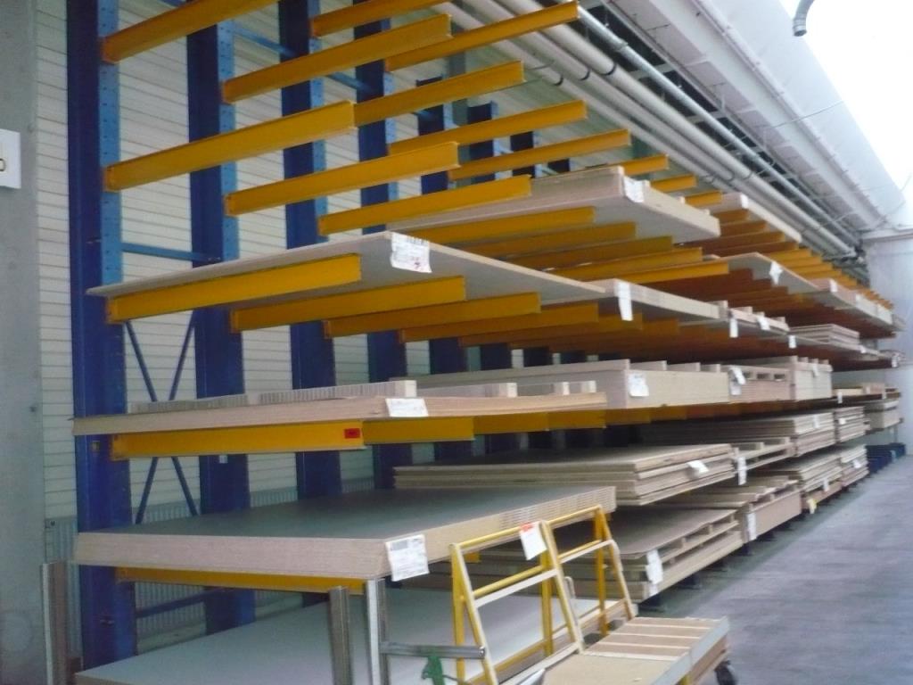 Cozinhas para feiras e exposições e máquina de café-2