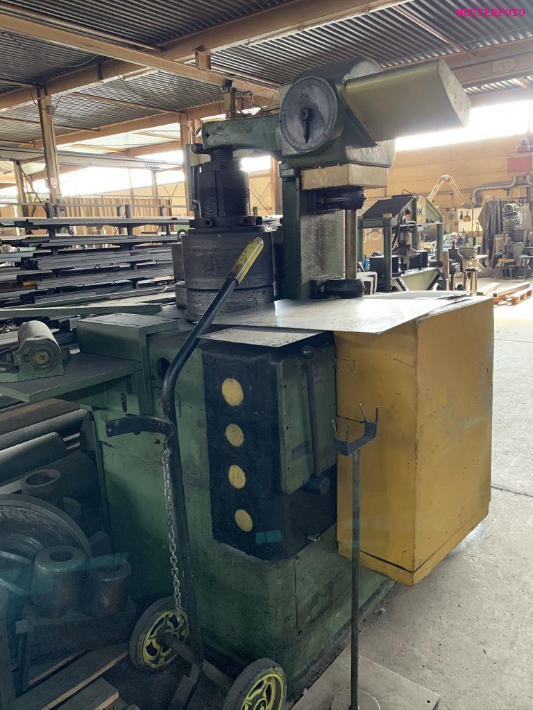 Metallbearbeitungsmaschinen-2