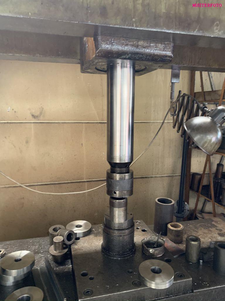 Metallbearbeitungsmaschinen-3