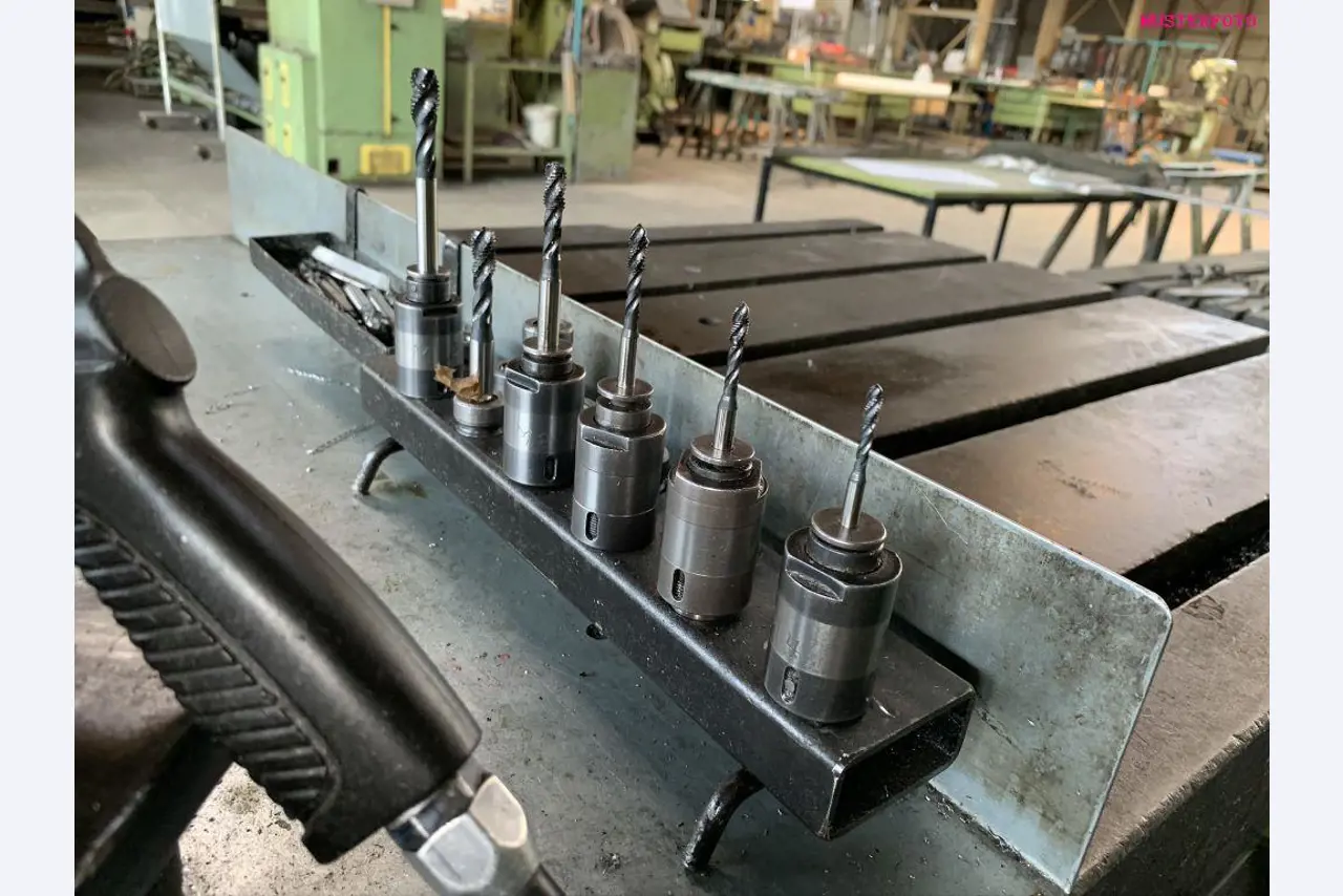 Metallbearbeitungsmaschinen-3