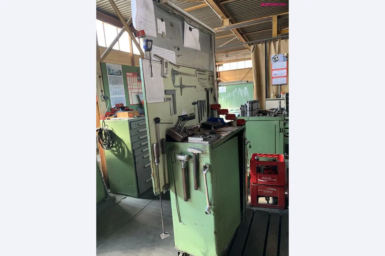 Metallbearbeitungsmaschinen-7