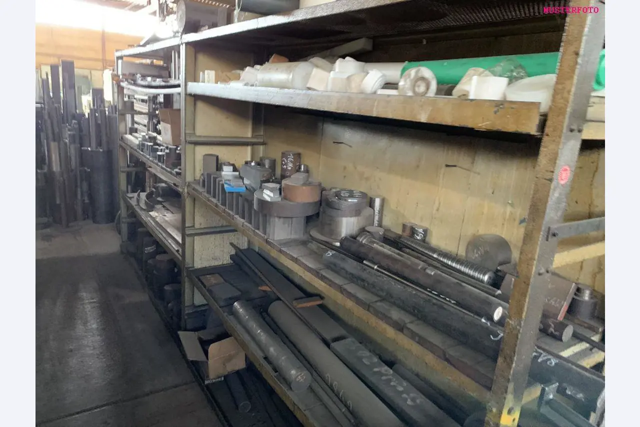 Metallbearbeitungsmaschinen-10