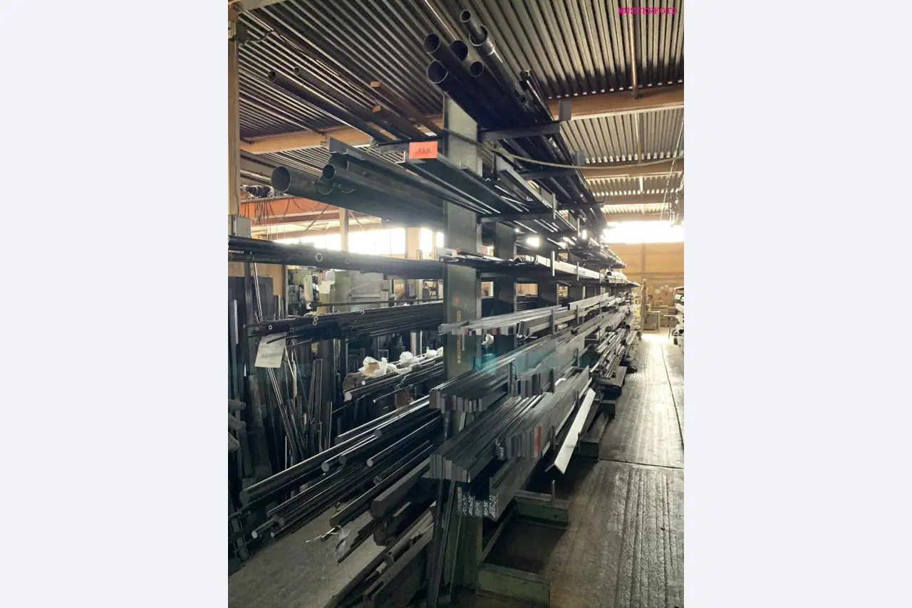 Metallbearbeitungsmaschinen-8