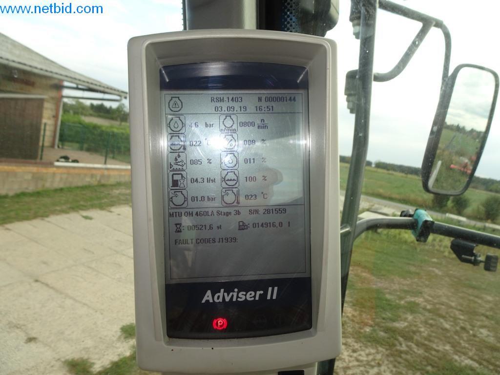 Des machines agricoles bien entretenues-10