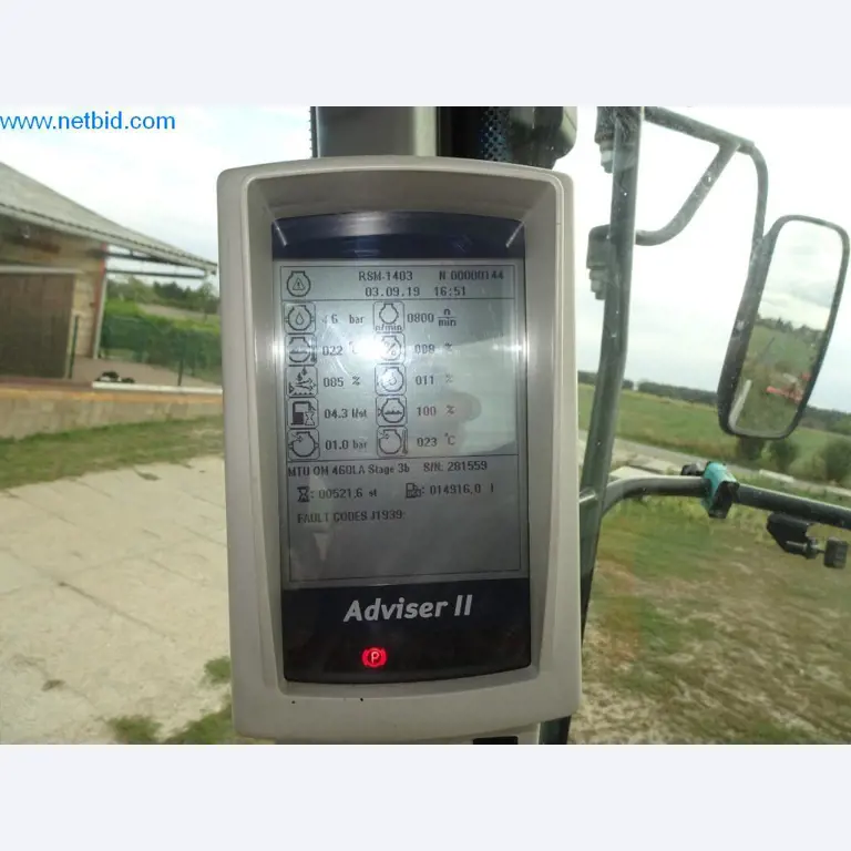 Des machines agricoles bien entretenues-10