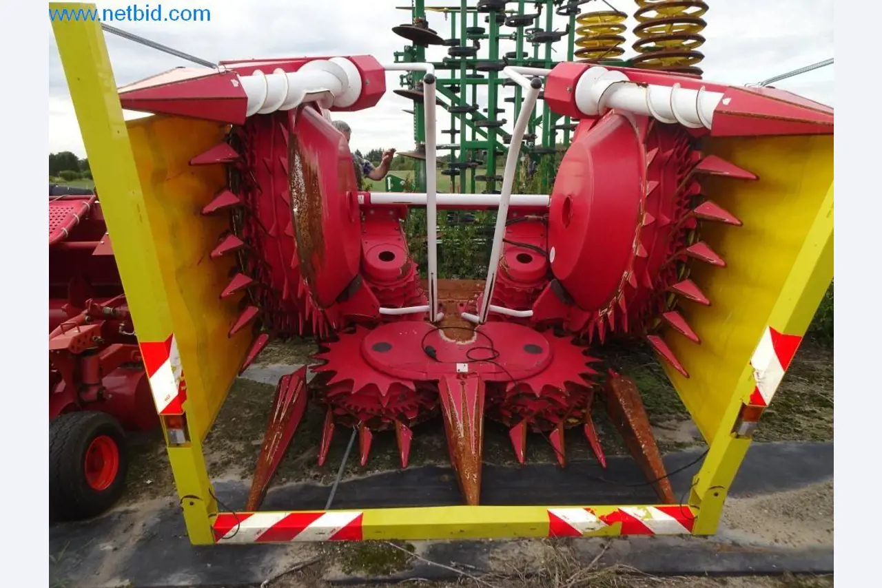 Des machines agricoles bien entretenues-3