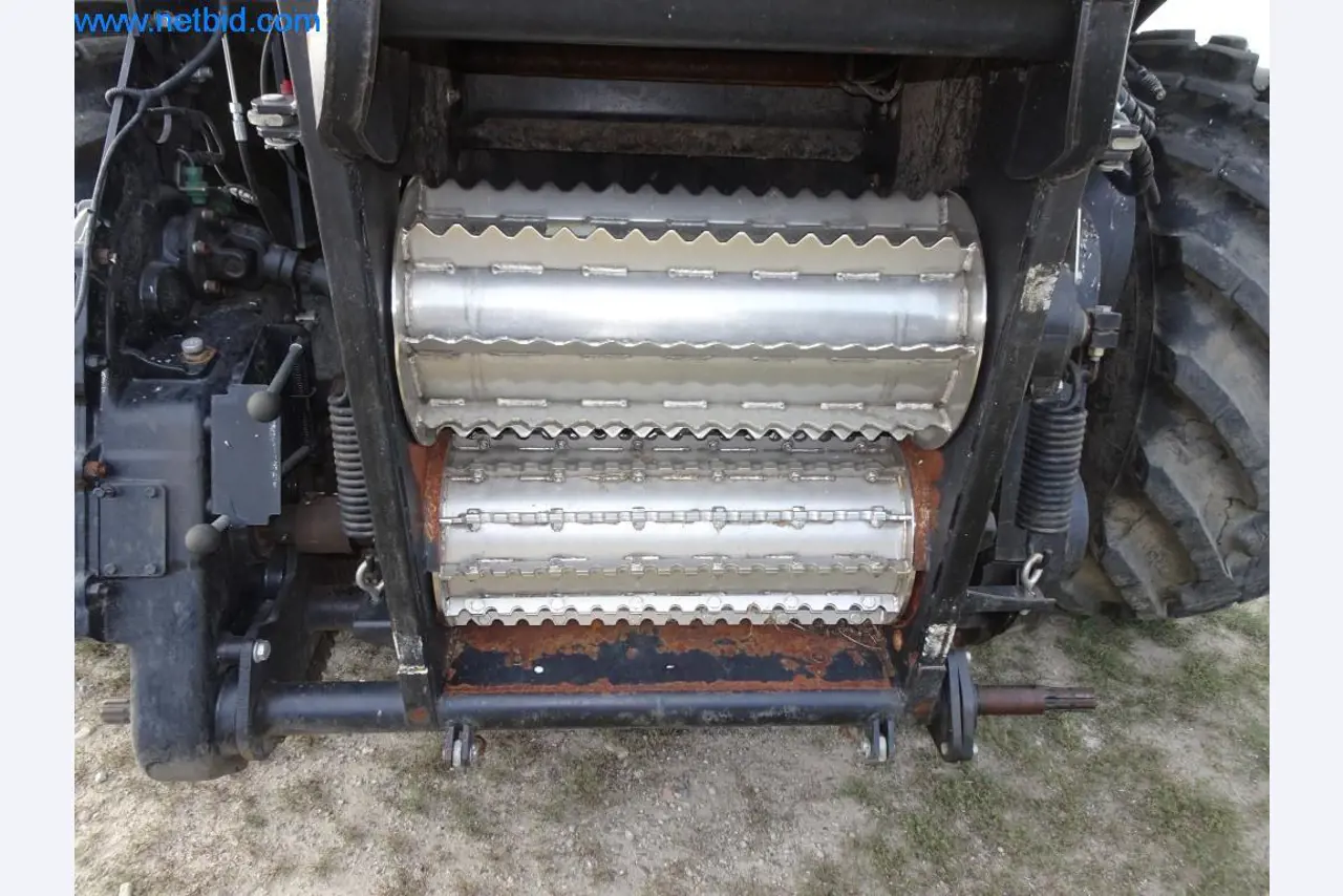 Des machines agricoles bien entretenues-7