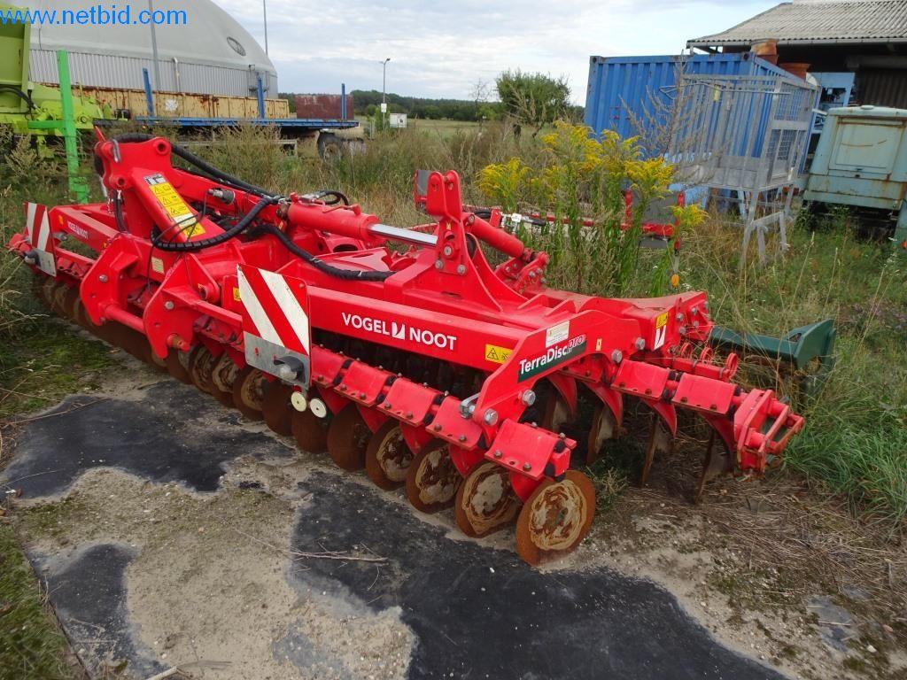 Des machines agricoles bien entretenues-1