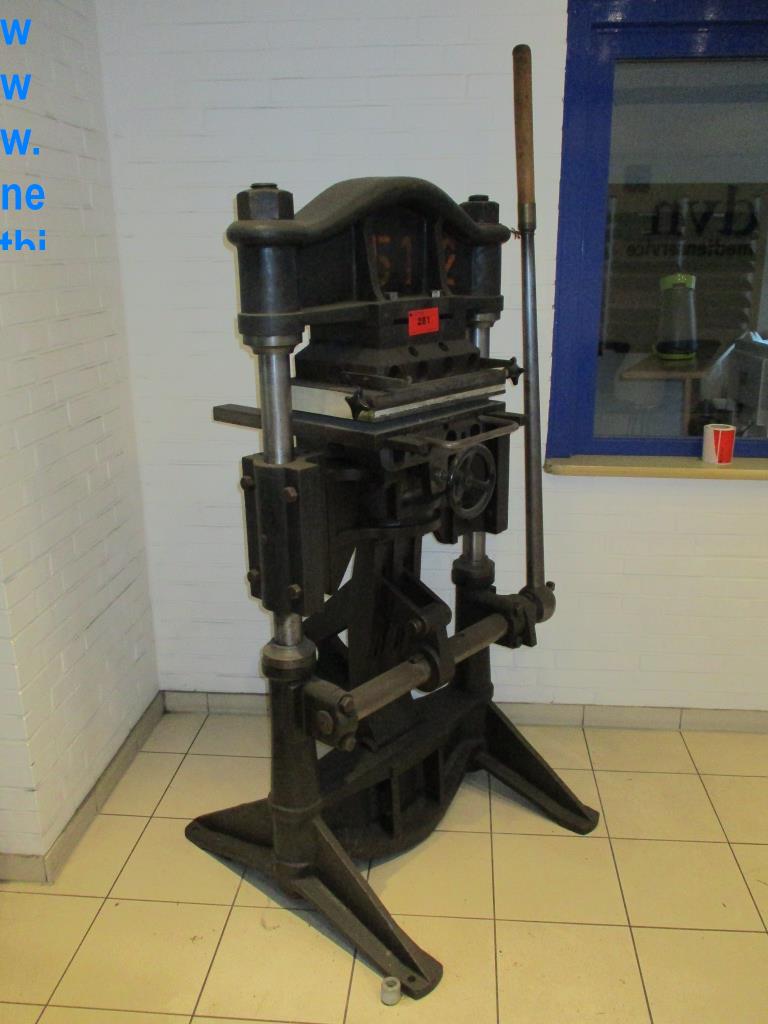 Máquinas de acabamento de impressão-2