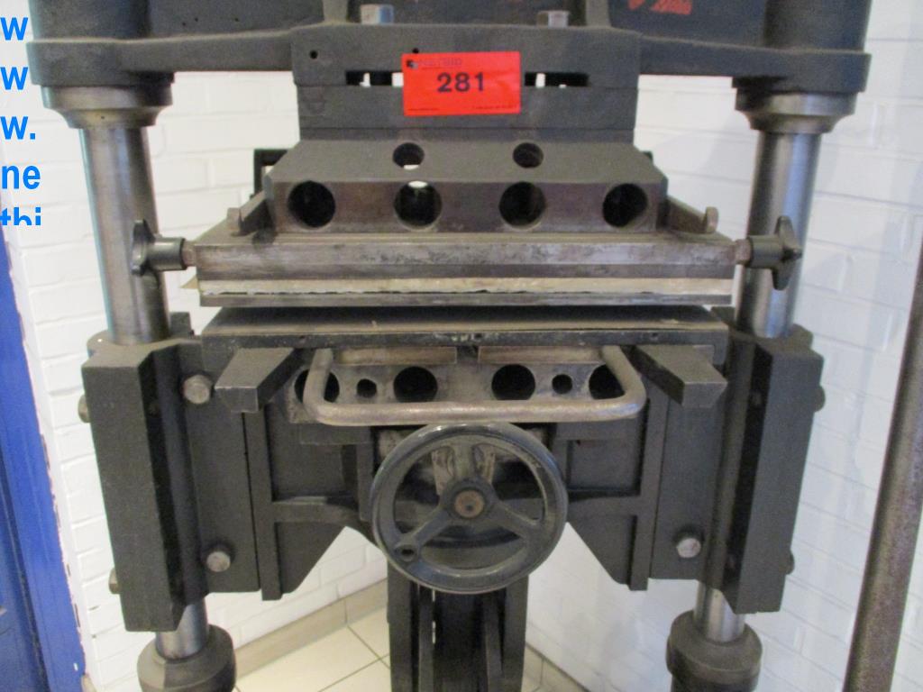 Máquinas de acabamento de impressão-3