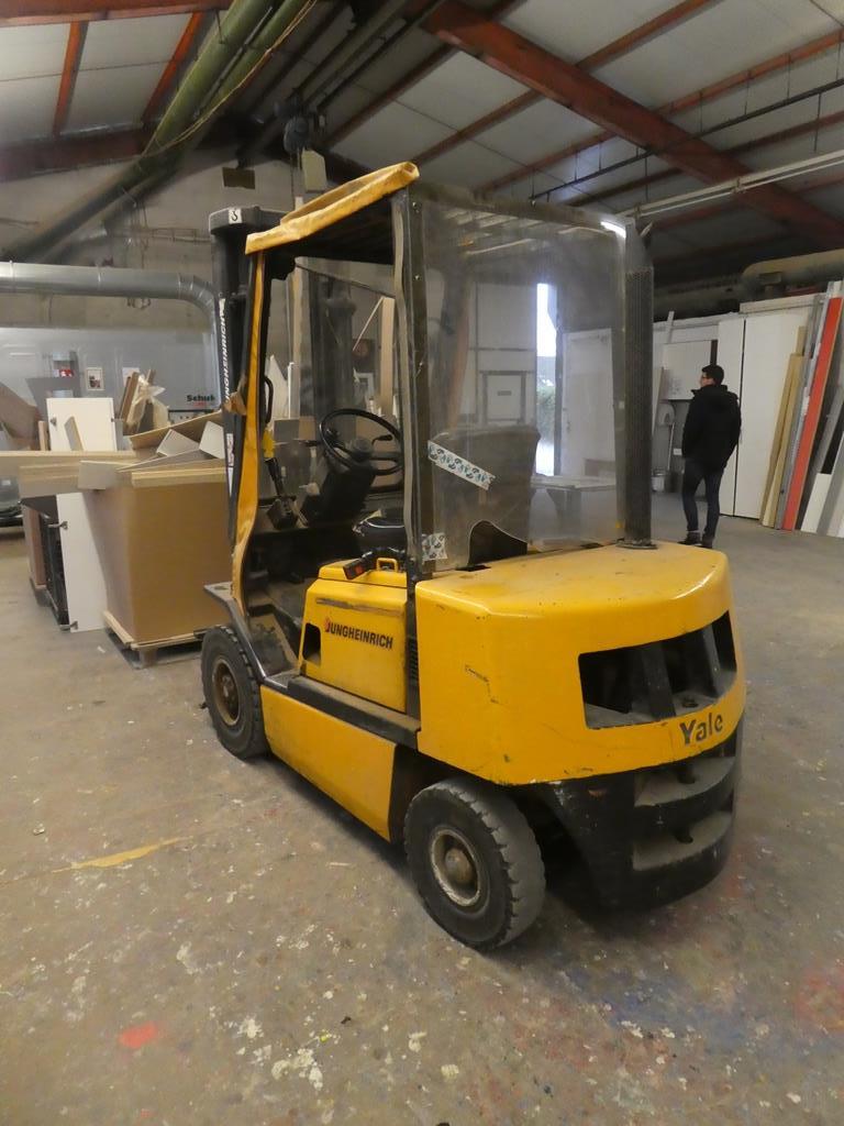 gepflegte Maschine aus dem Bereich Möbelbau-3