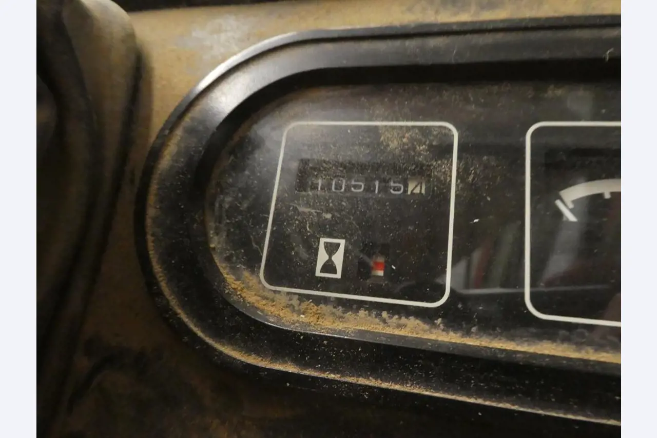 well-maintained machine from the furniture sector -6