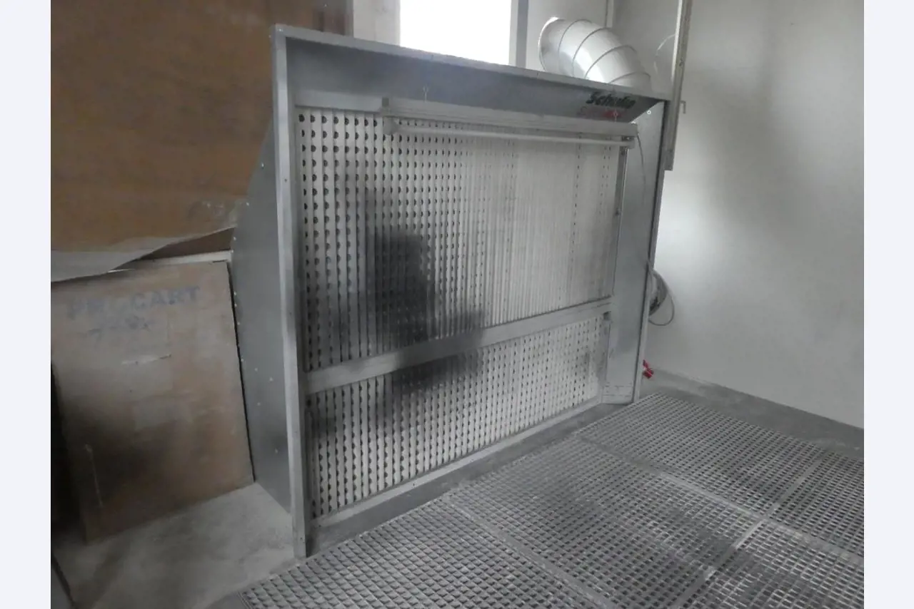 gepflegte Maschine aus dem Bereich Möbelbau-2