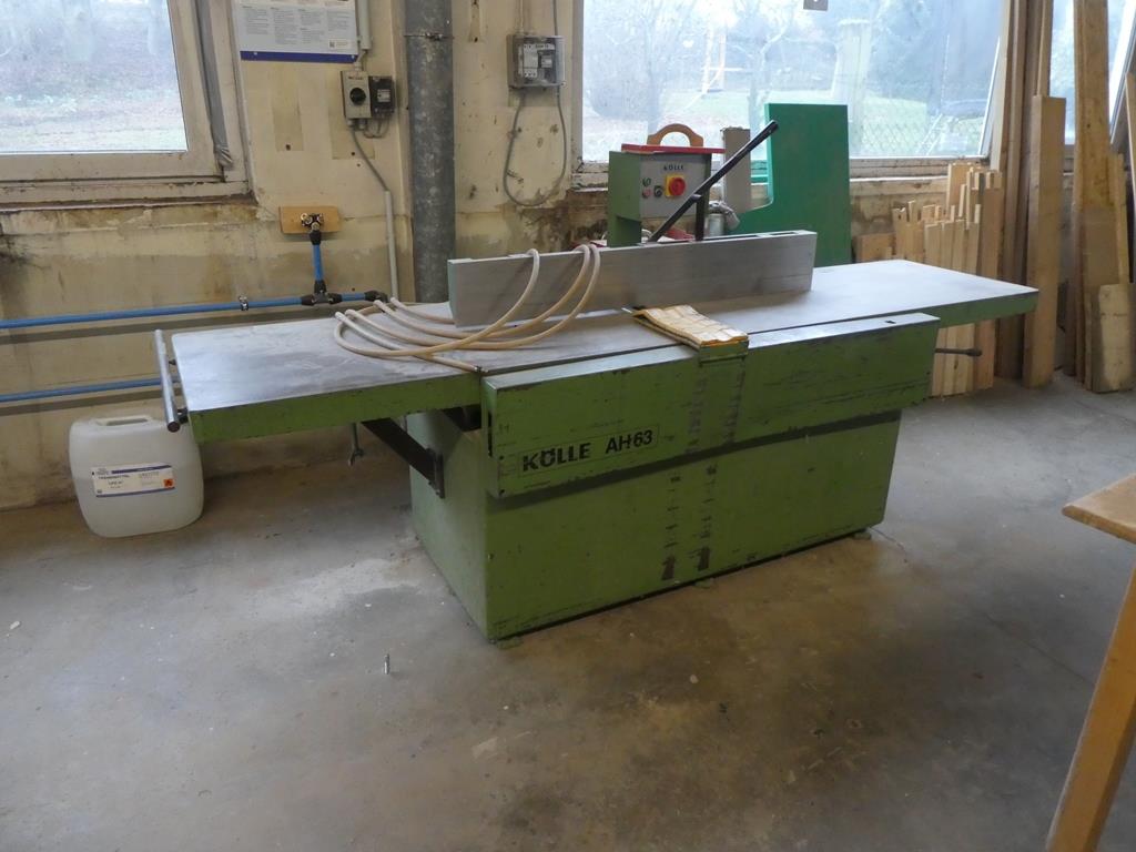 gepflegte Maschine aus dem Bereich Möbelbau-1