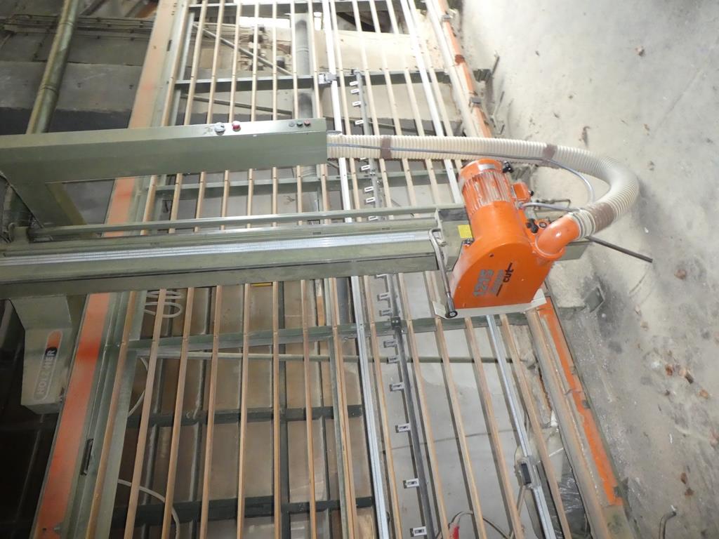 gepflegte Maschine aus dem Bereich Möbelbau-2