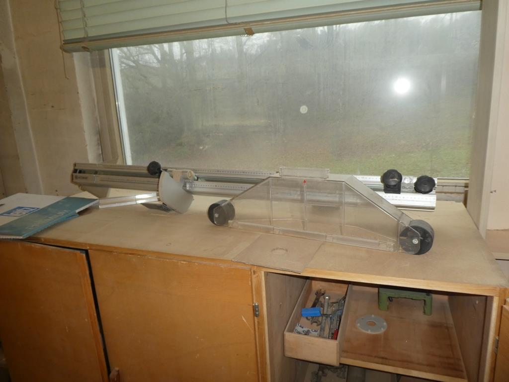 gepflegte Maschine aus dem Bereich Möbelbau-10