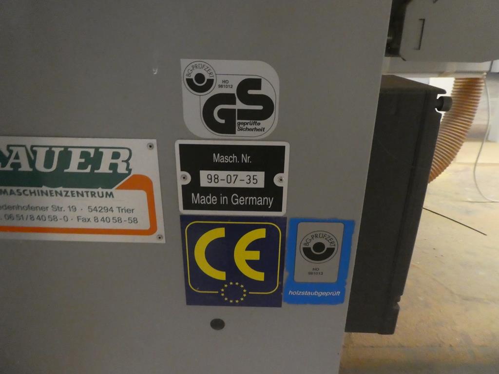 gepflegte Maschine aus dem Bereich Möbelbau-9