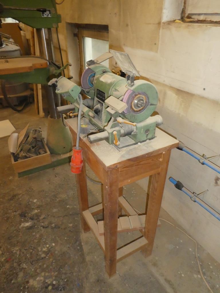 gepflegte Maschine aus dem Bereich Möbelbau-3