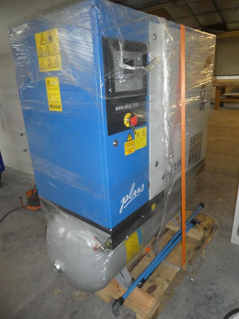 gepflegte Maschine aus dem Bereich Möbelbau-1