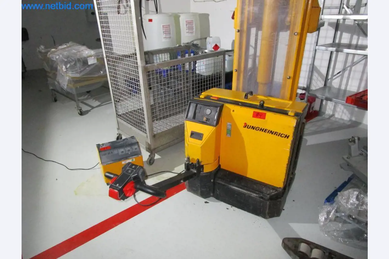 Máquinas e equipamentos de panificação, bem como instalações e equipamentos de oficina-1