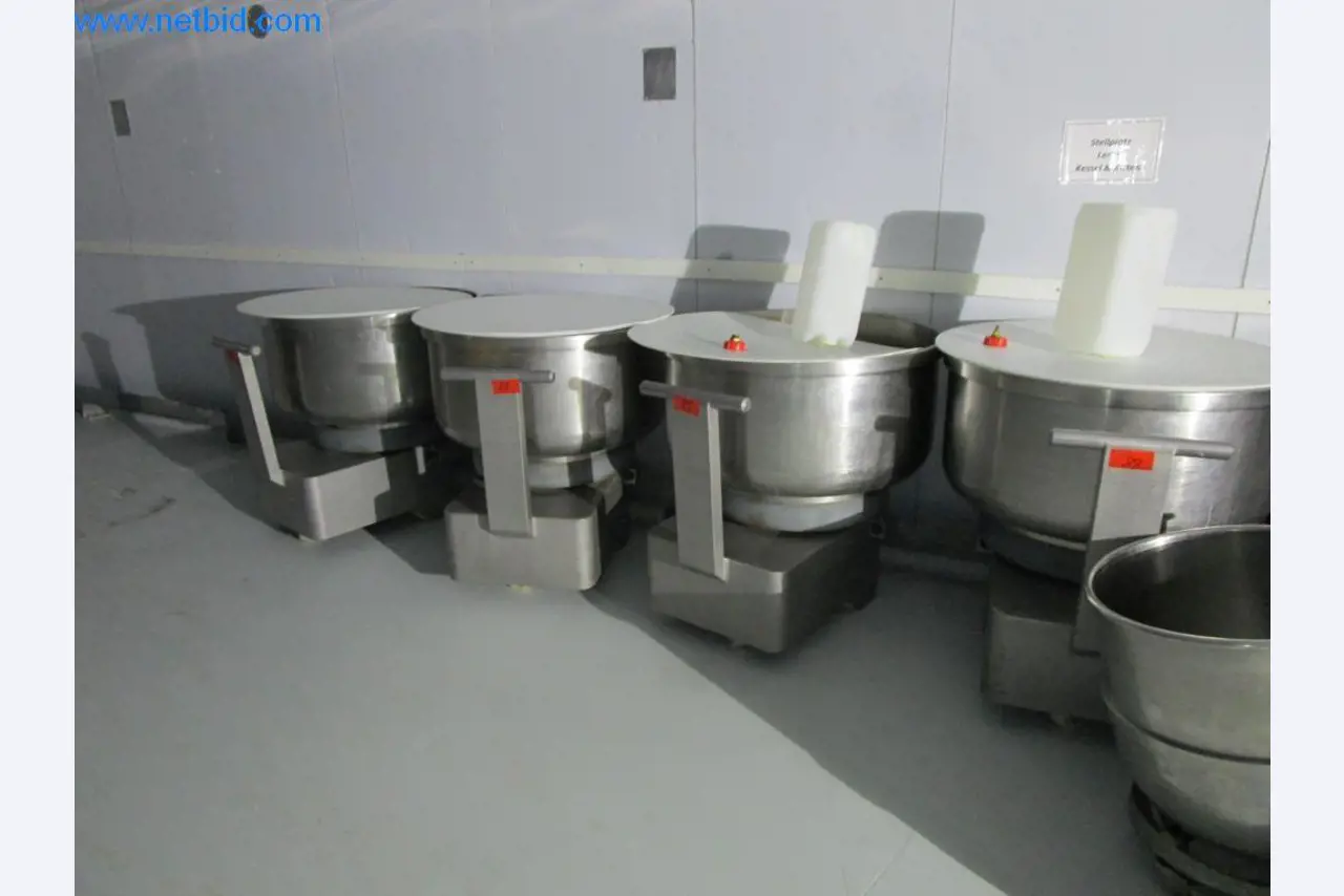 Machines et installations de boulangerie et équipement d'entreprise et de magasin-1
