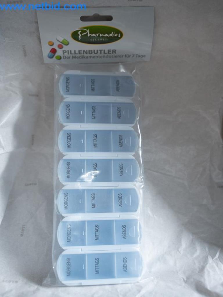 diverse personal care products, sweets, spa products, marmalade/honey, animal accessories, support stockings from the location-4