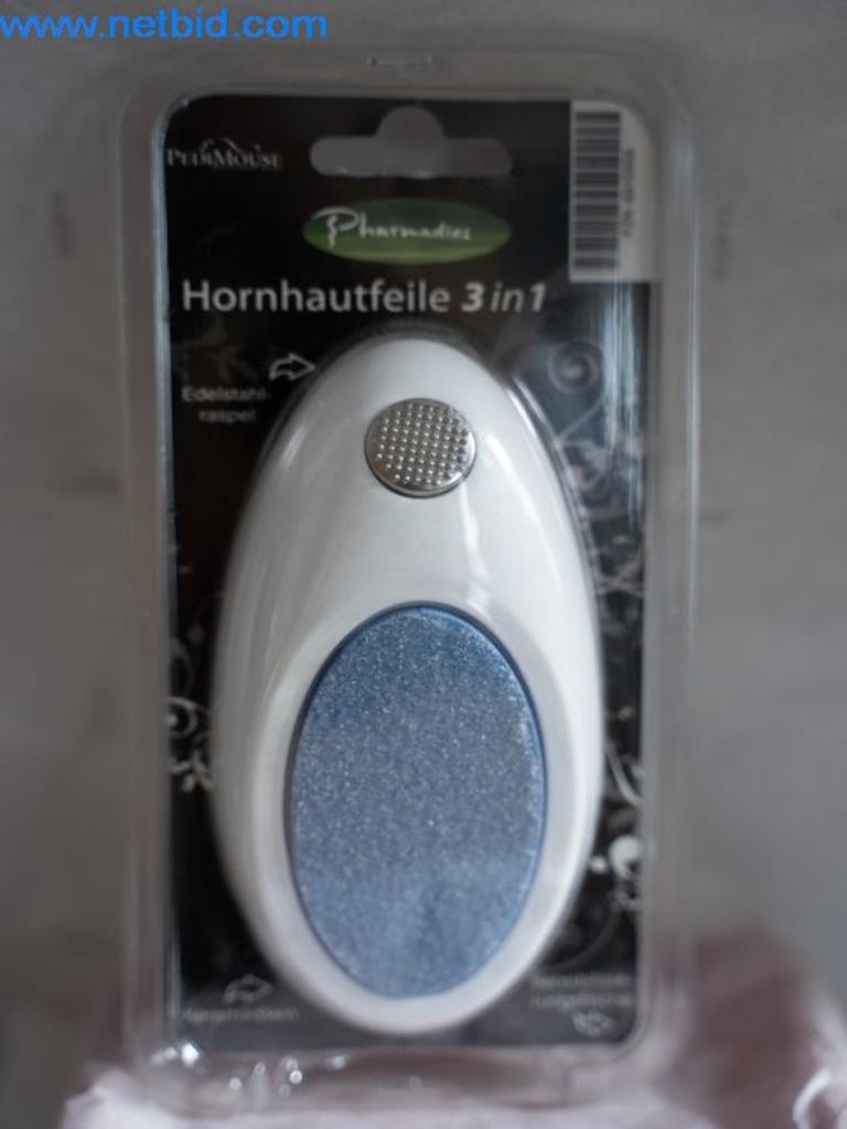 diverse personal care products, sweets, spa products, marmalade/honey, animal accessories, support stockings from the location-6