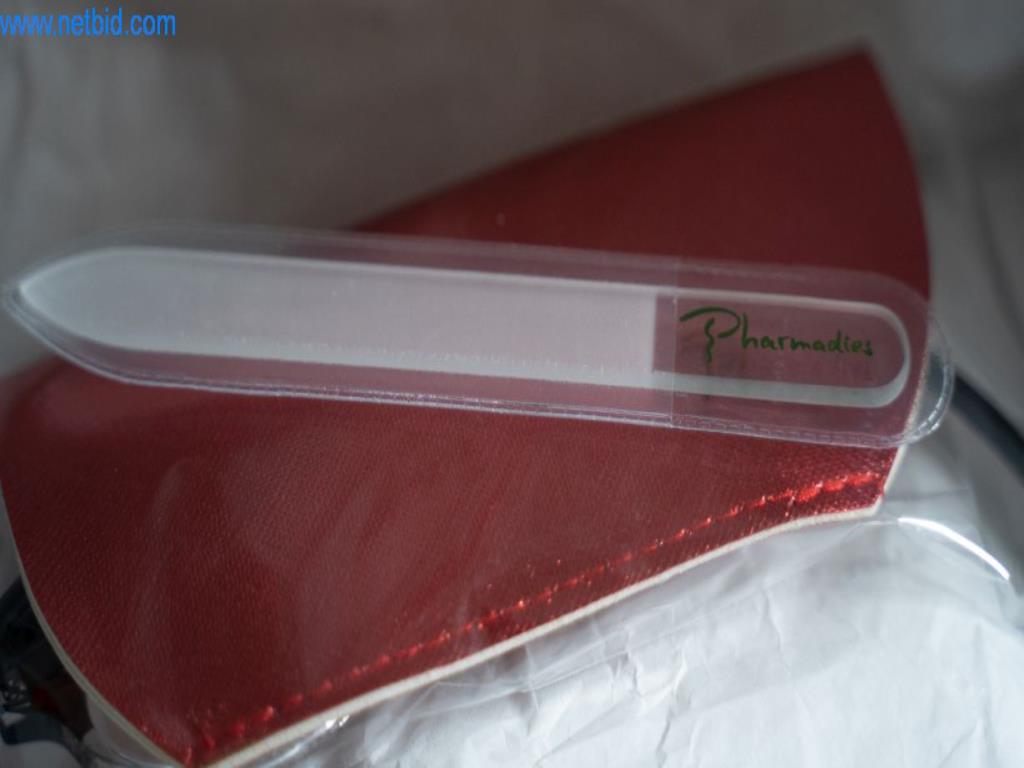 diverse personal care products, sweets, spa products, marmalade/honey, animal accessories, support stockings from the location-7