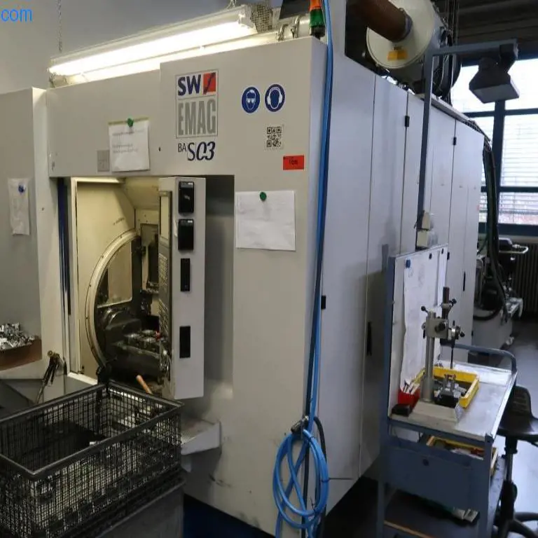 Centro de fresado CNC vertical SW Emag BAS03