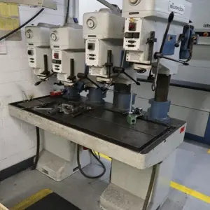 Reihenbohrmaschine Gillardon R25