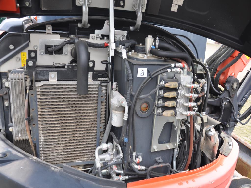 Sprzęt budowlany / pojazdy-18