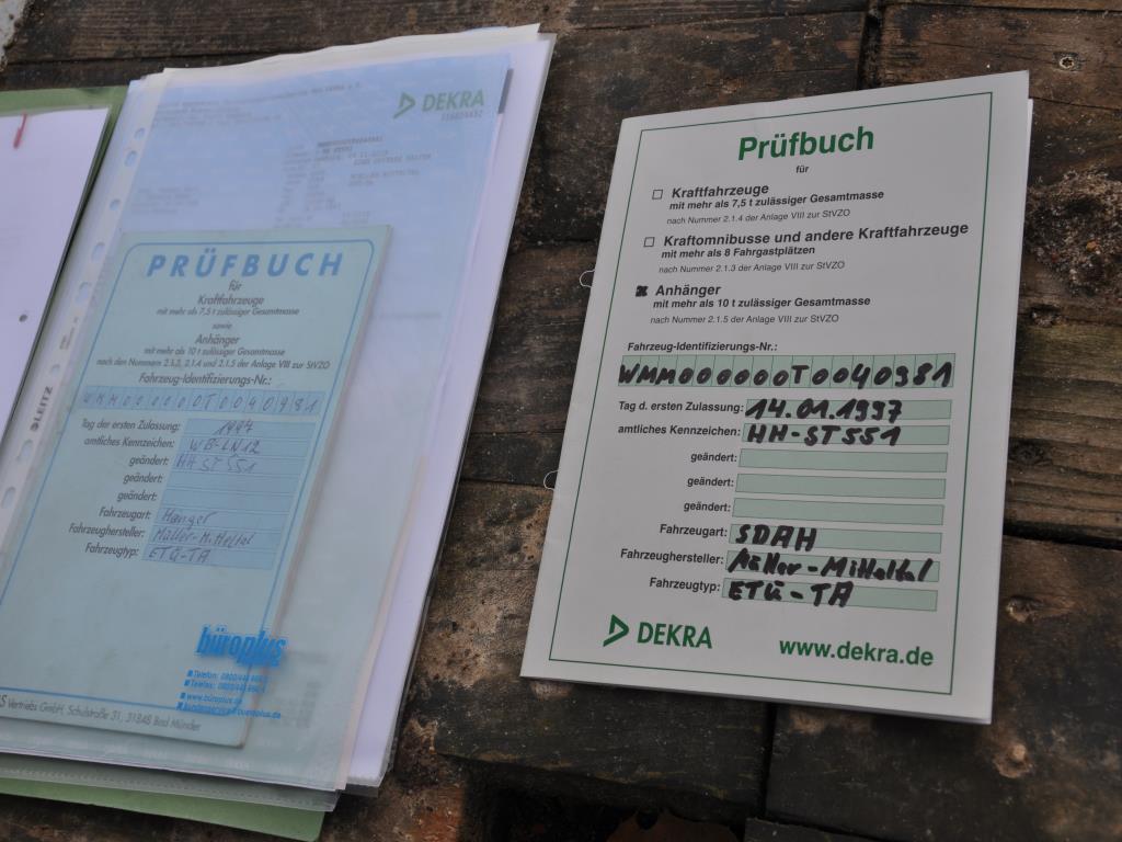 Sprzęt budowlany / pojazdy-11