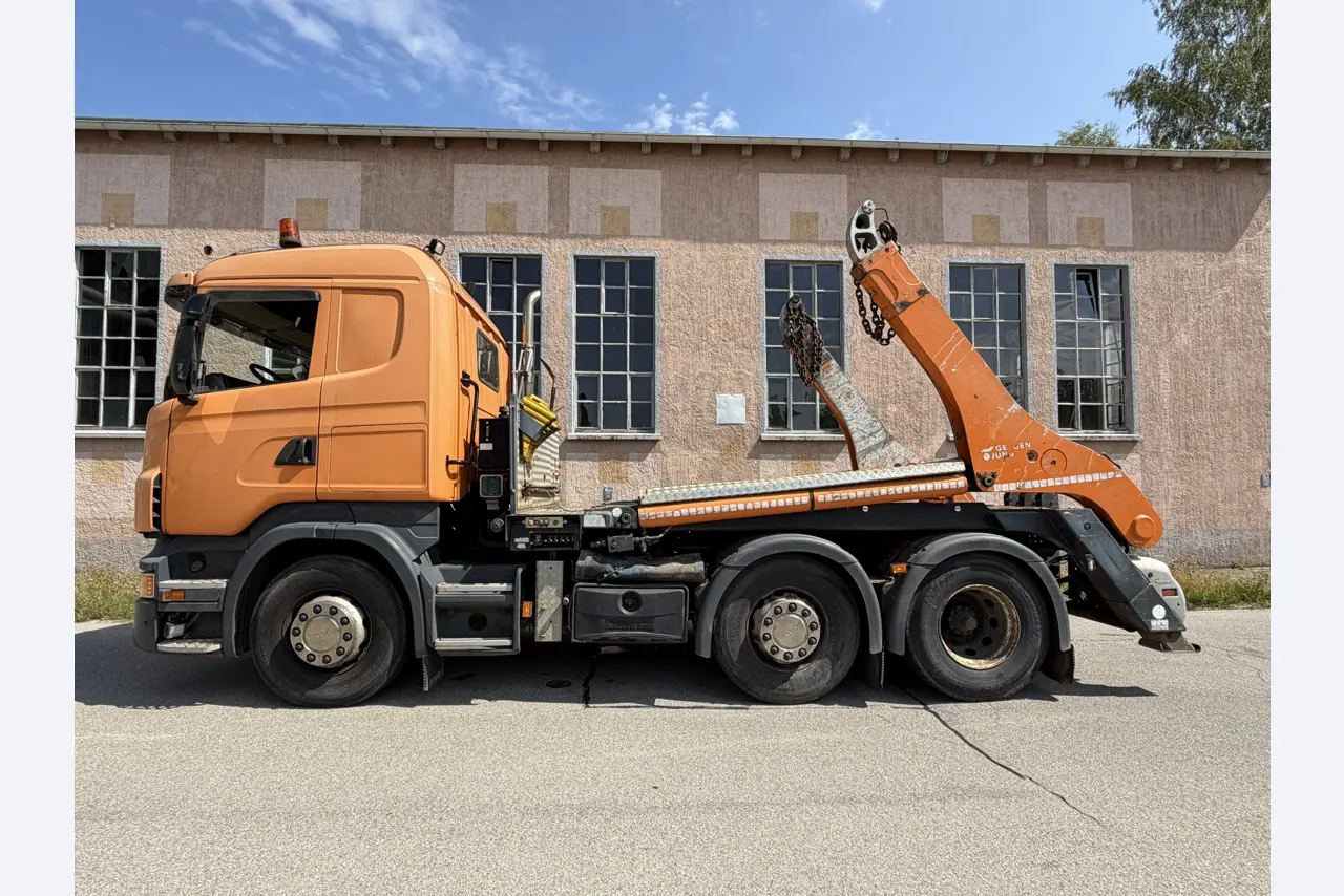 Various vehicles/trucks and various BGA-10