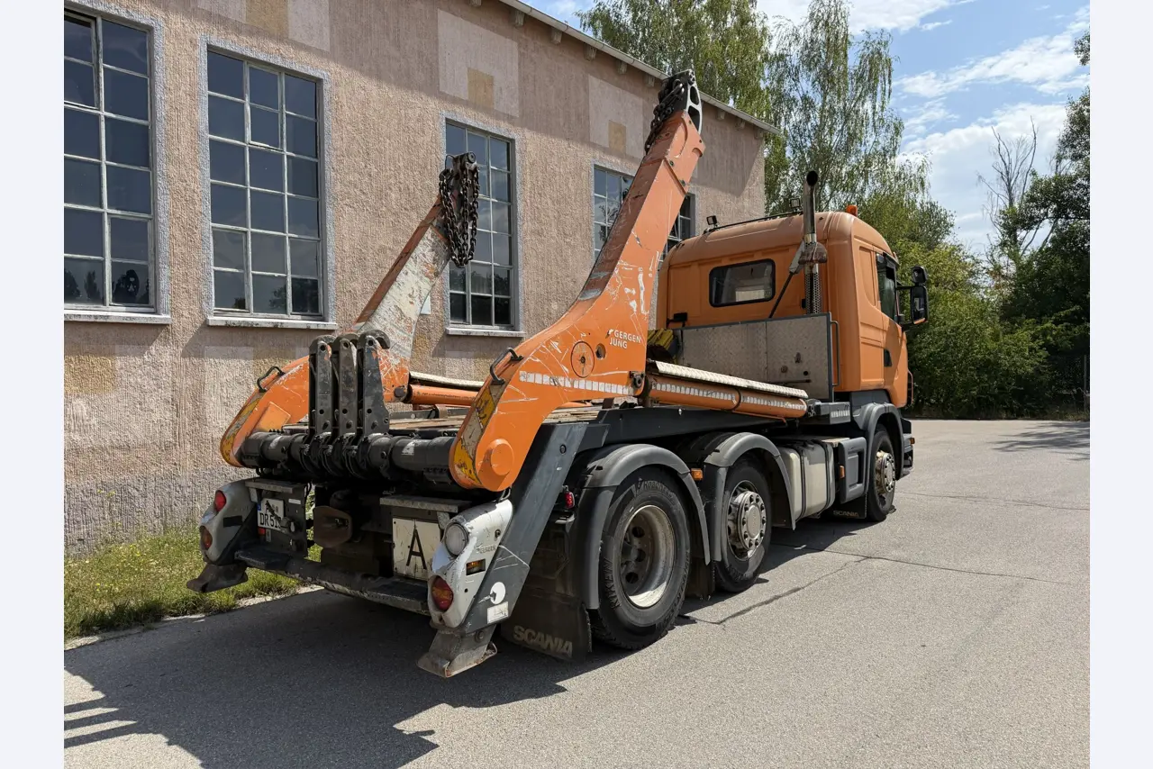 Various vehicles/trucks and various BGA-7