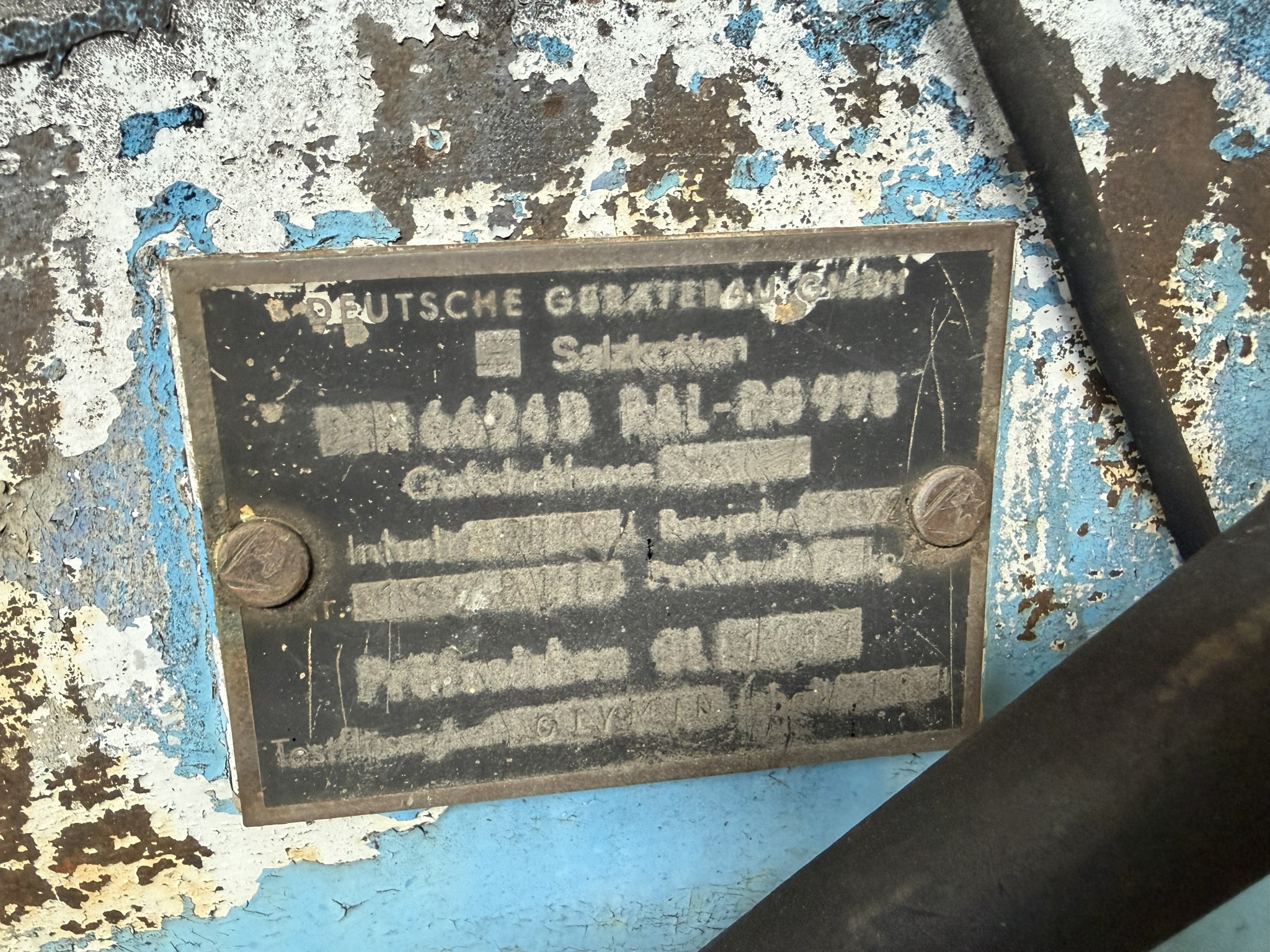 Various vehicles/trucks and various BGA-2