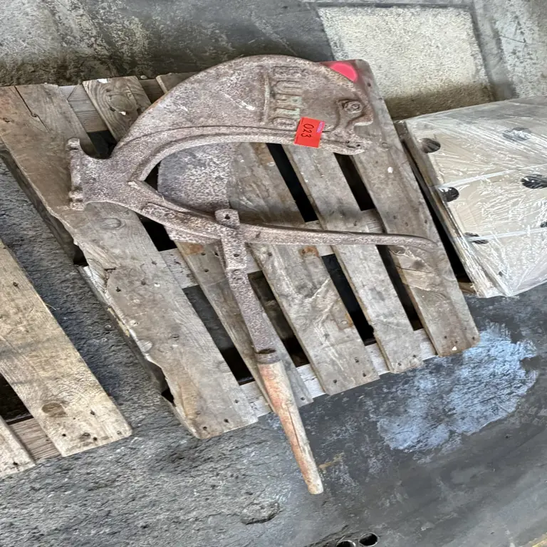 Manual straw cutter / feed cutter BURTON