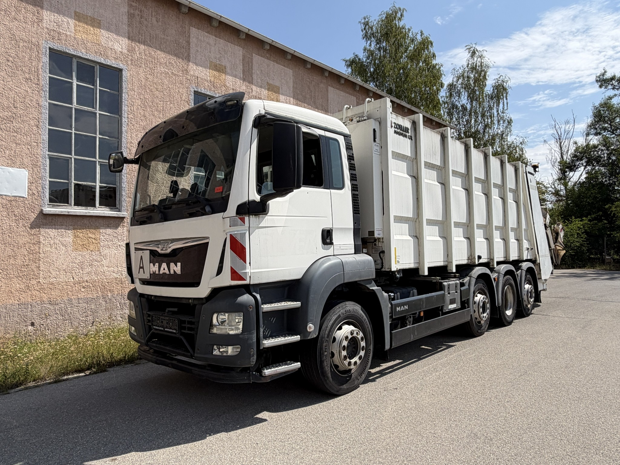 Various vehicles/trucks and various BGA-1