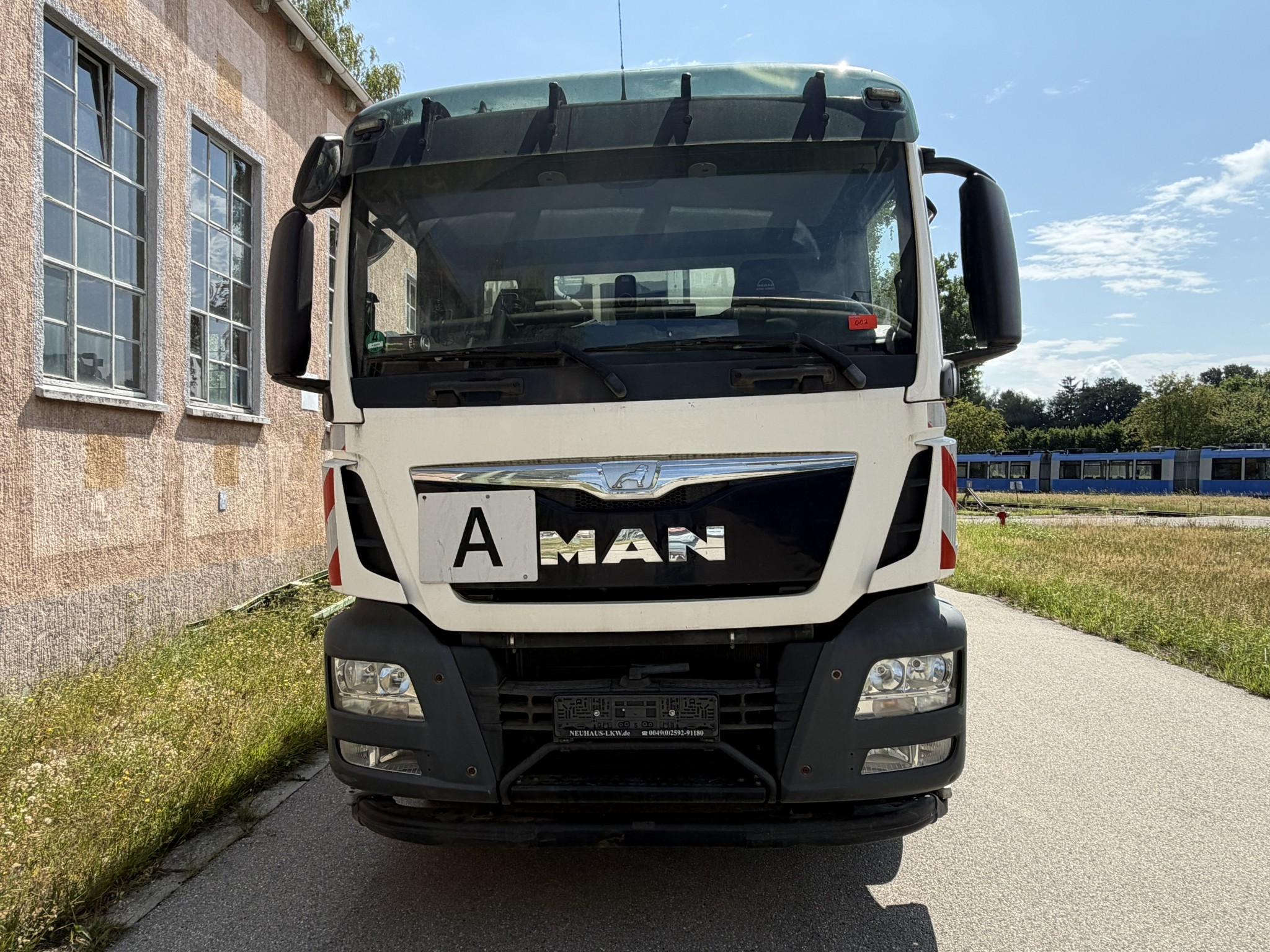 Various vehicles/trucks and various BGA-4