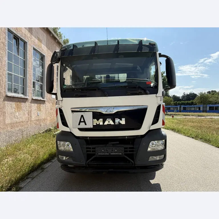 Various vehicles/trucks and various BGA-4