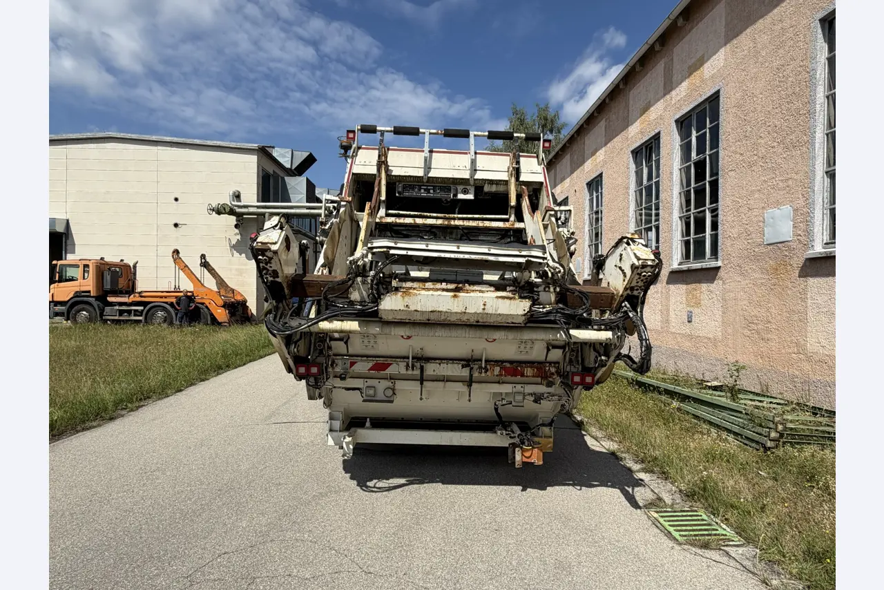 Various vehicles/trucks and various BGA-8