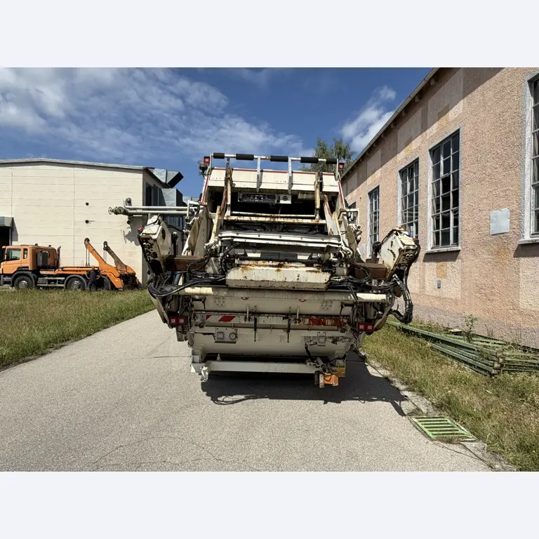 Various vehicles/trucks and various BGA-8