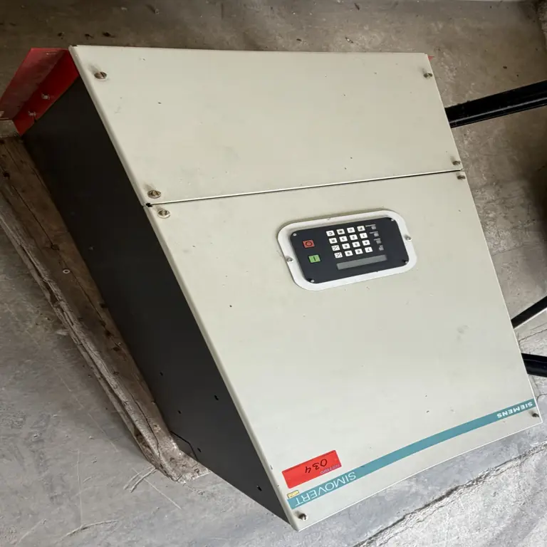 Frequency Converter / Inverter Siemens Simovert 6SE3540-0BB00