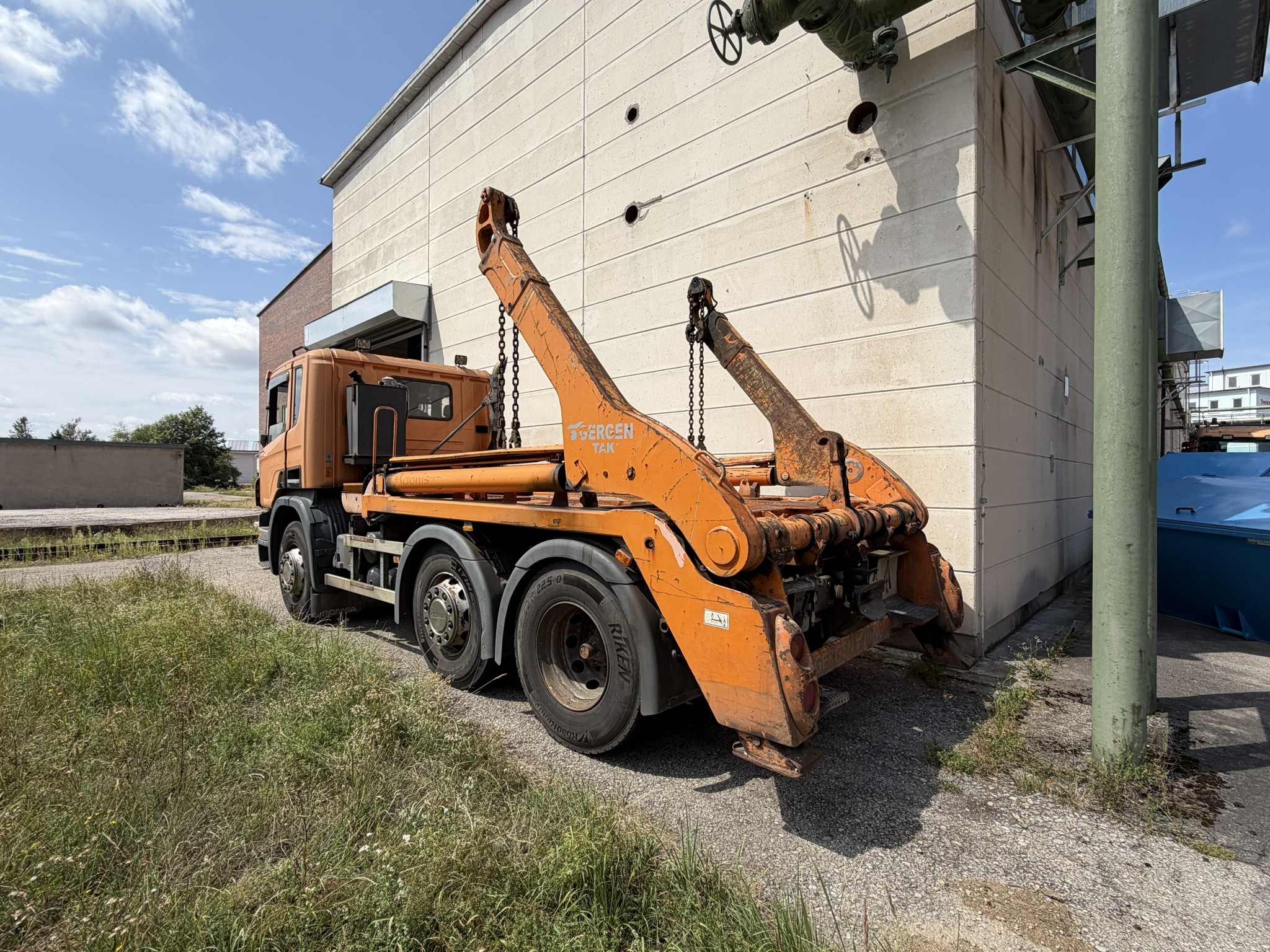 Various vehicles/trucks and various BGA-10