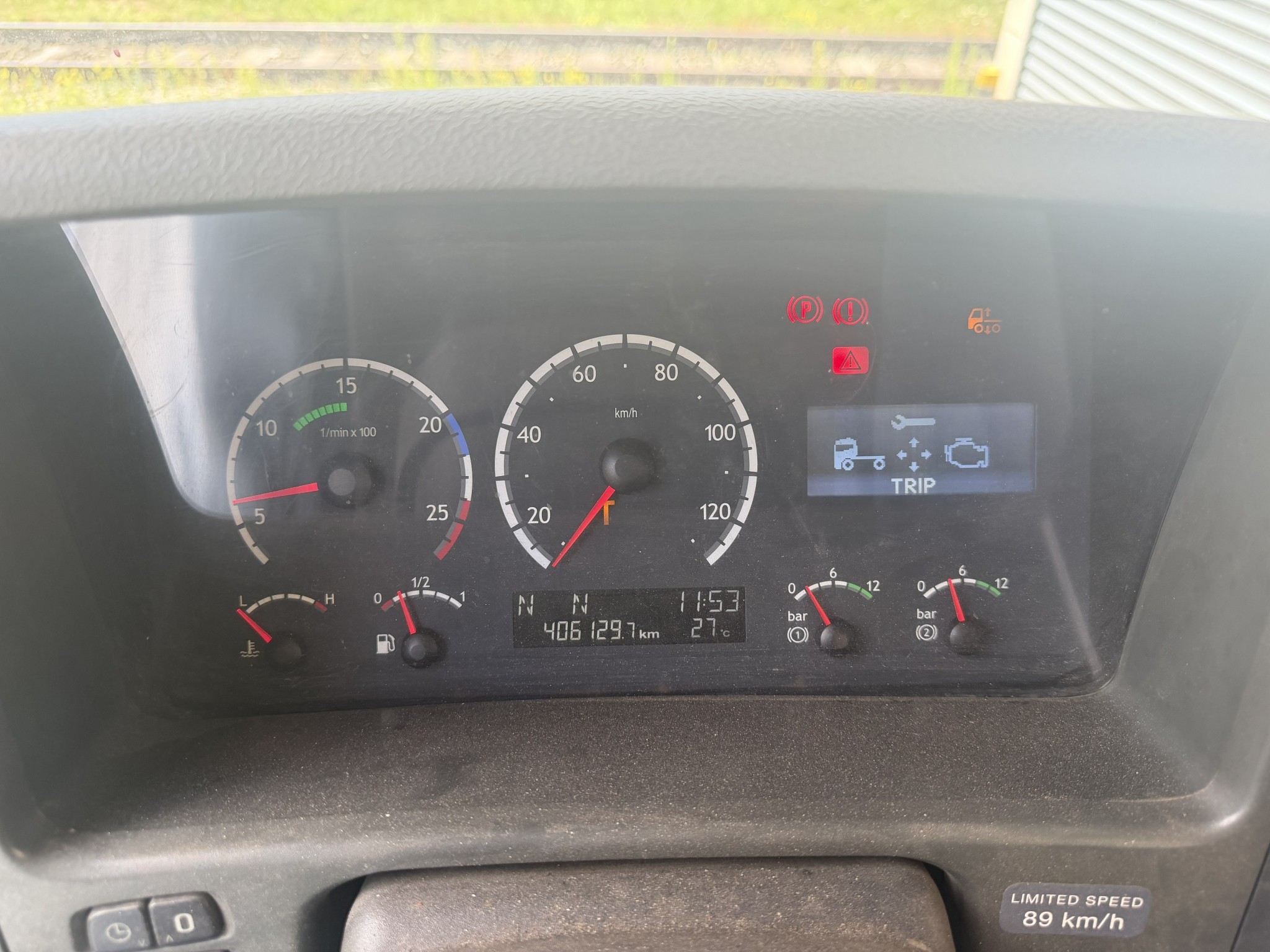 Various vehicles/trucks and various BGA-2