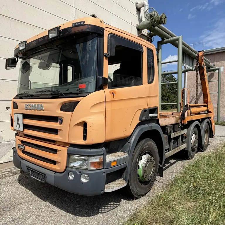 Truck Dump Truck Scania P340LB6X2/4HNA