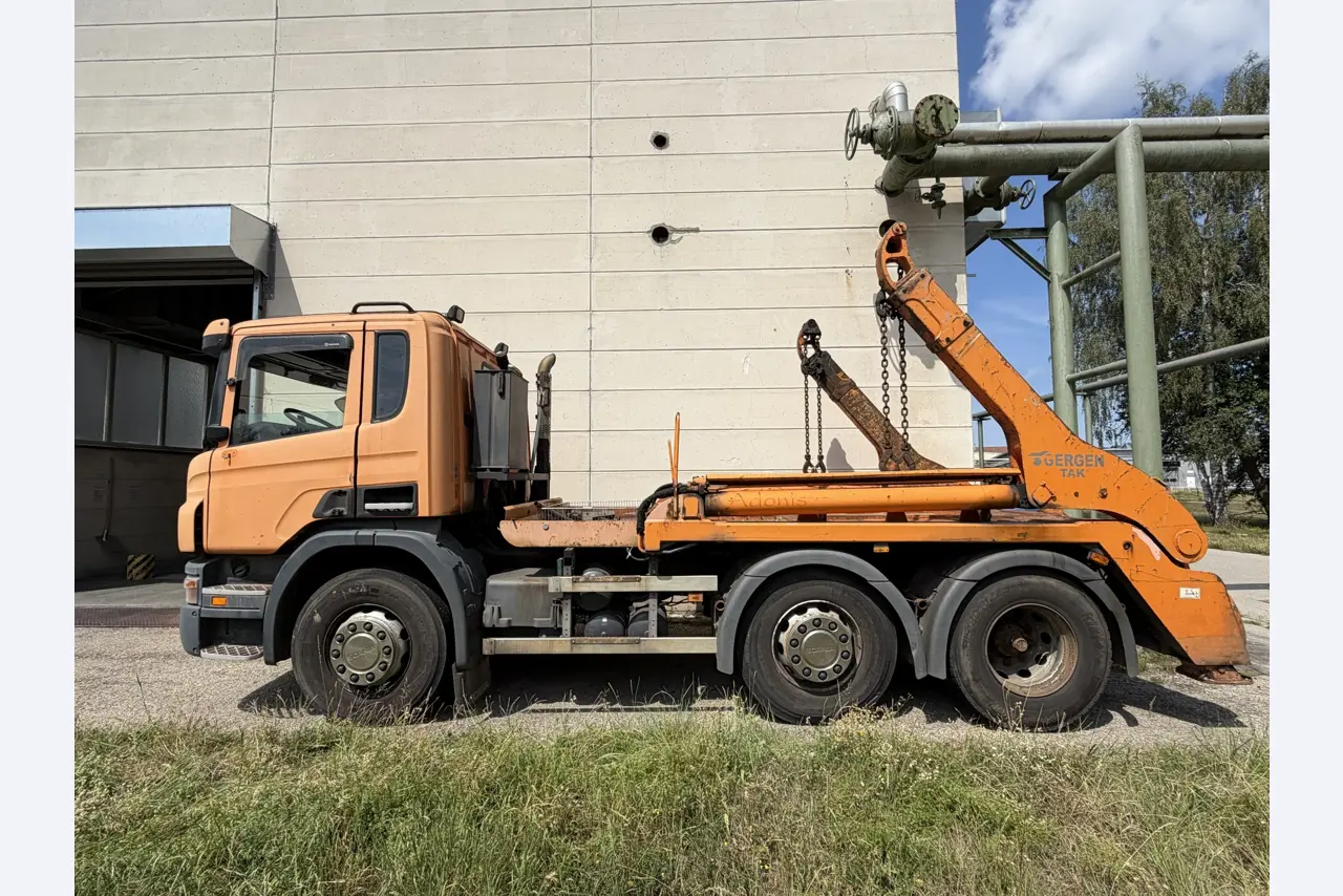 Various vehicles/trucks and various BGA-9
